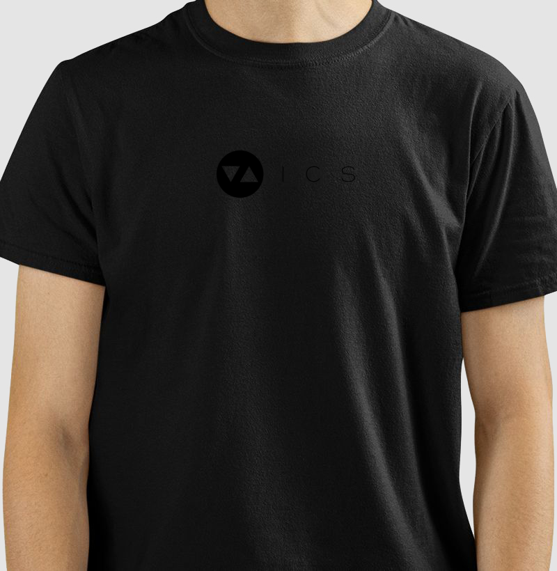 Camiseta Clássica ICS Linha Singular All Black Logo Preto Vazado Frente 100% Algodão - ICSart Store: Criada para artistas