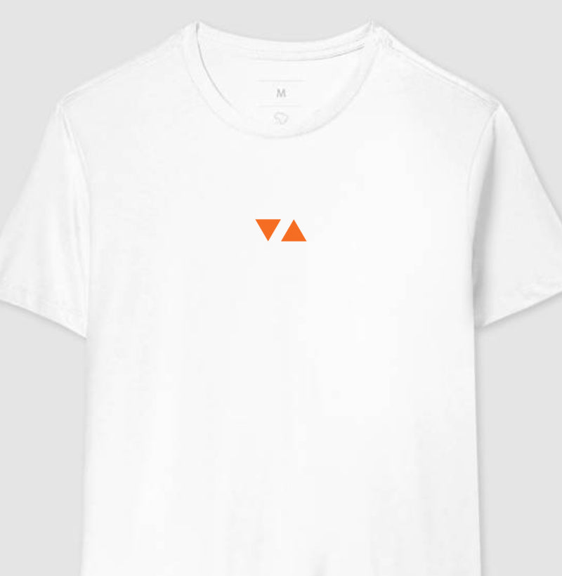 Camiseta Clássica Minimal Logo Laranja Frente 100% algodão - ICSart Store: Criada para Artistas